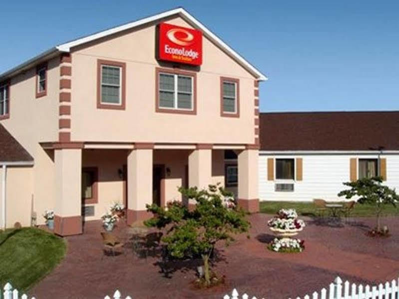 Denver Econo Lodge Inn & Suites מראה חיצוני תמונה
